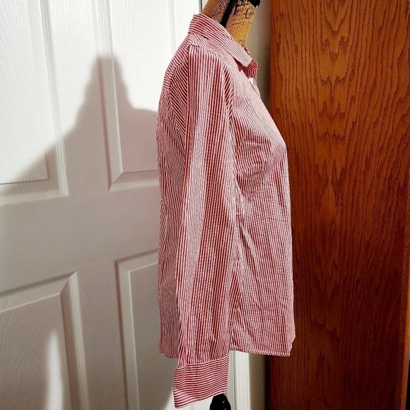 J. CREW Re-Imagined Classic Red White Striped Button Shirt Women's Small S EUC - Picture 2 of 9